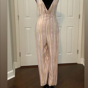 Amazing pant romper! Never been worn!